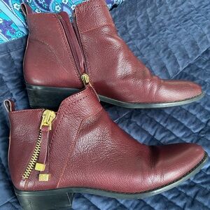 Women's Burgundy Ankle Boots